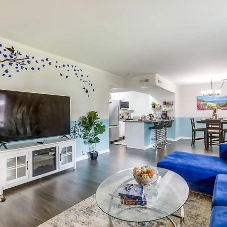 Lovely Comfort Uptown Condo For Houston Trip. Exterior photo